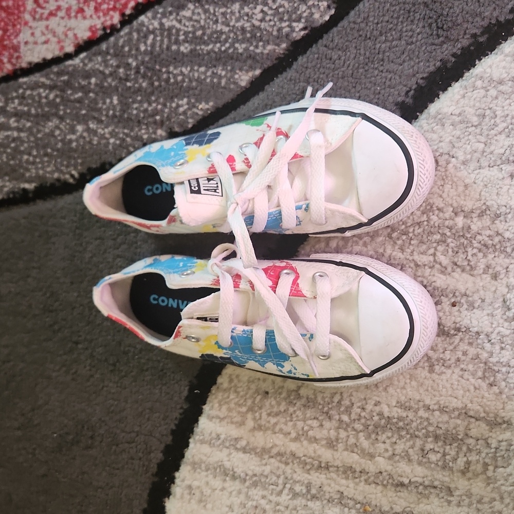 Multicolor converse kids size 13 slightly worn